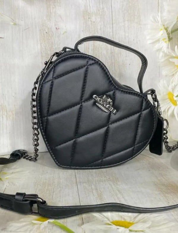 Bolso Corazón Negro Textura Ref. 941