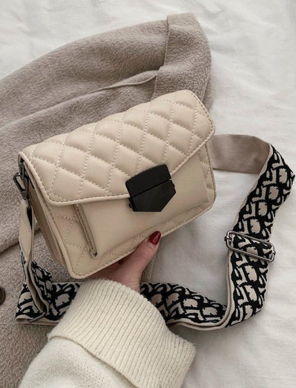 Bolso Moderno Acolchado Crema Ref. 961
