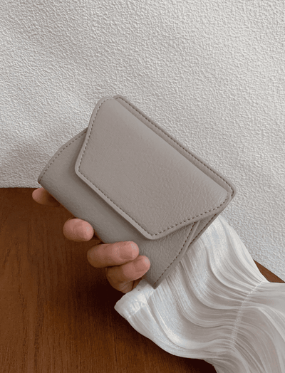 Billetera Mini Envolvente Gris Ref. W131